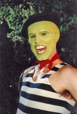 mask-ontheset16.jpg