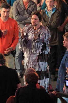 wonderstone-ontheset005.jpg