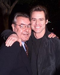 Man on the Moon - Premiere
Jim Carrey and director Milos Forman at the "Man on the Moon" premiere.
Keywords: jim carrey milos forman red carpet man on the moon premiere 1999