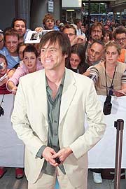 Bruce Almighty - German premiere
Jim Carrey at the german premiere of "Bruce Almighty" in Mnchen in Mathser Filmpalast
Keywords: Bruce Almighty Premiere Germany