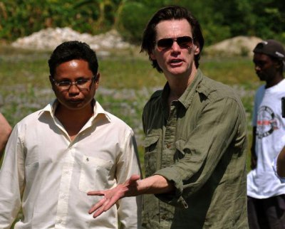 Jim Carrey discussing SRI in the field and Joeli Barison, SRI specialist from Madagascasr; March 30, 2011
